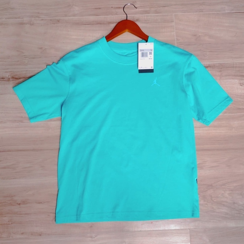 Jordan Men's green Short Sleeve Tee size XS brand new W tags